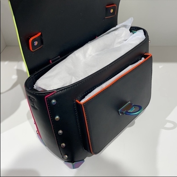 Michael Kors MK Manhattan neon contrast
trim black satchel bag crossbody - Picture 5 of 9